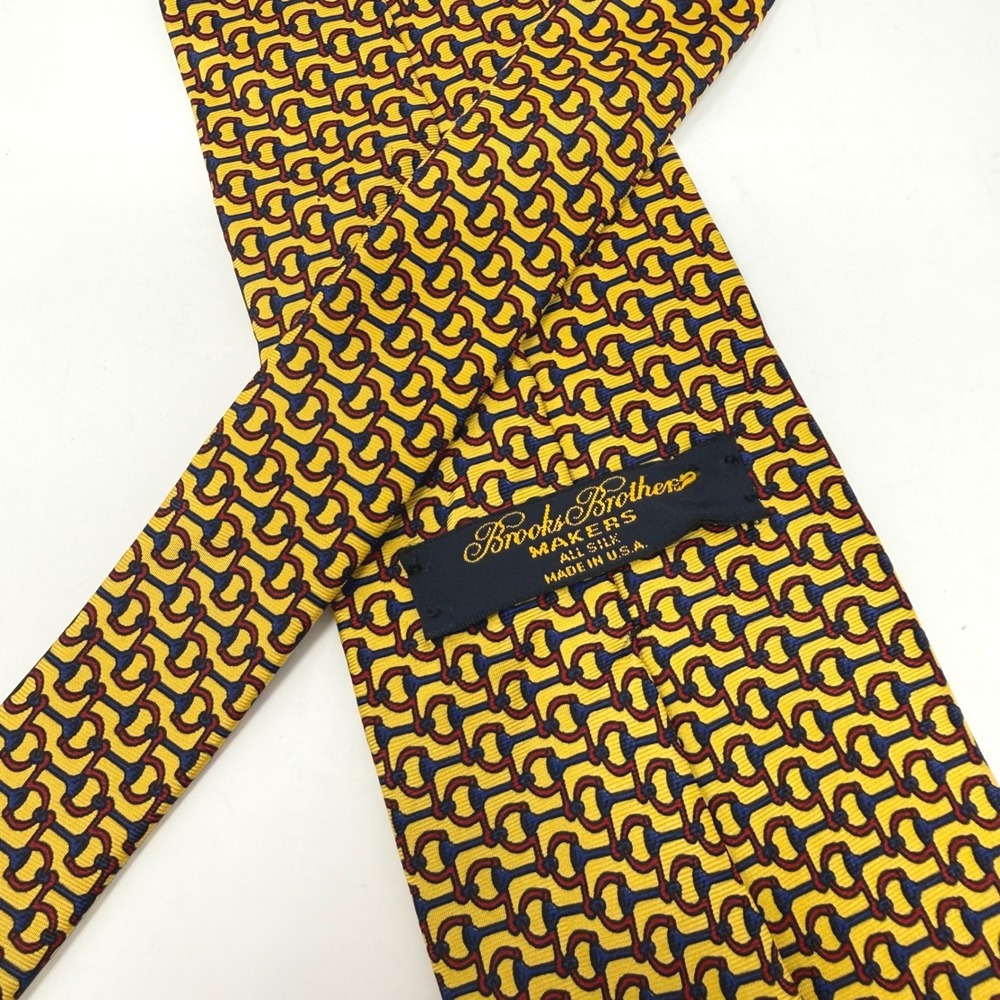 Brooks Brothers Makers Mens Silk Tie Yellow Horse Bit Equestrian Made in USA